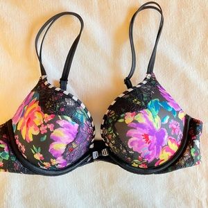 Victoria’s Secret very sexy push-up 34B